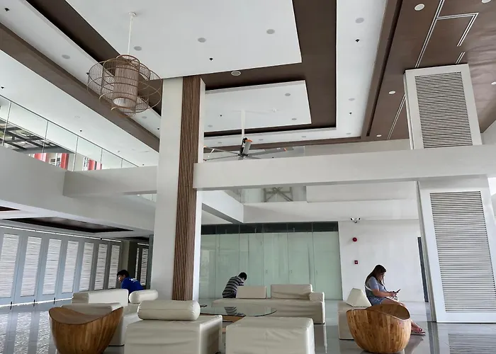 Aparthotel Jeecee Homes In Mactan Lapu-lapu Cebu 3*