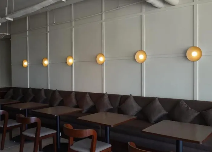 Aparthotel Jeecee Homes In Mactan Lapu-lapu Cebu